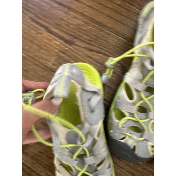 Keen Women’s Whispers Outdoor Sport Walking Hiking Trail Water Athletic Sandal 8 - Picture 5 of 9